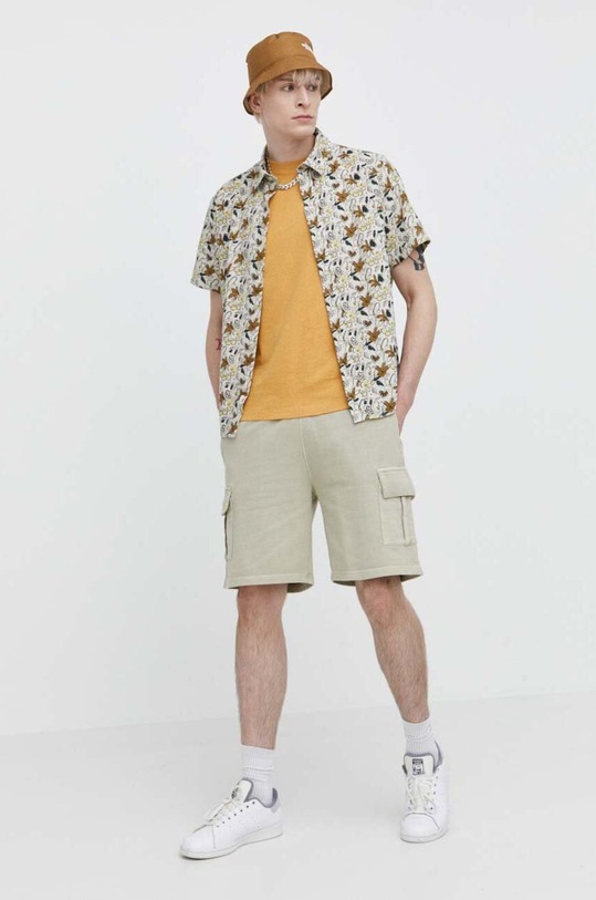 Superdry szorty bawełniane M7110425A.2LH beżowy SS24