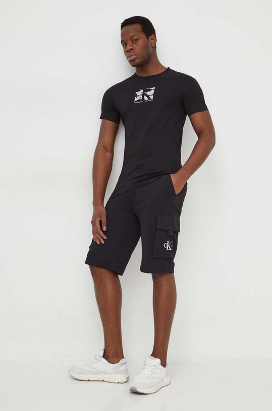 Kratke hlače Calvin Klein Jeans J30J325136 črna SS24