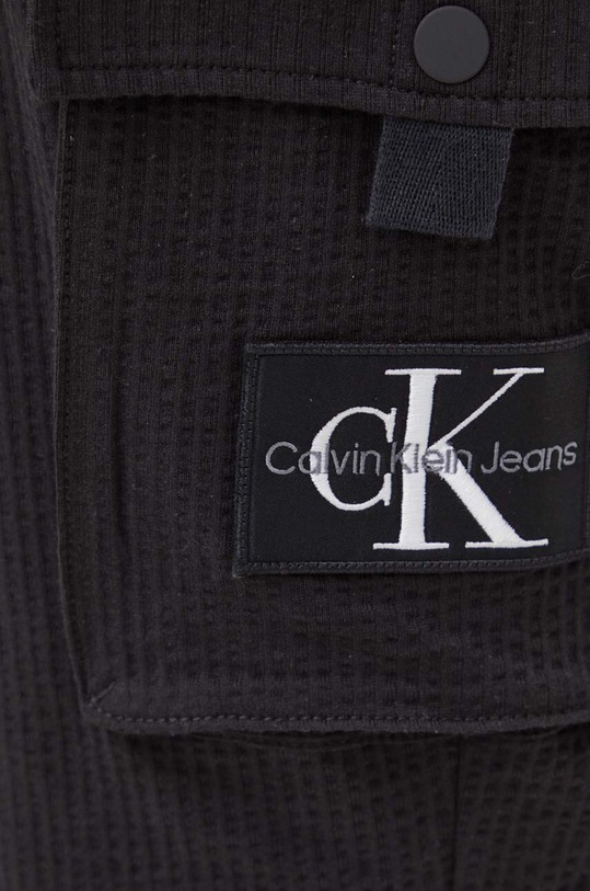 Kratke hlače Calvin Klein Jeans črna J30J325136
