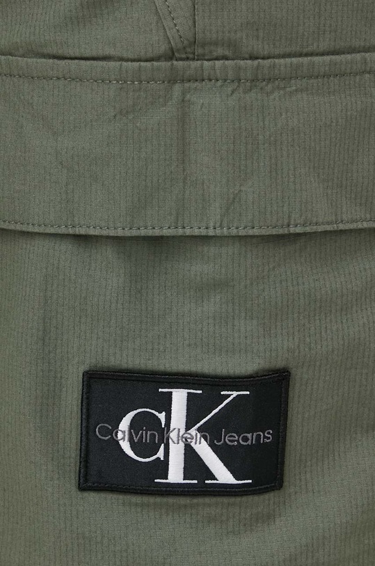 Calvin Klein Jeans szorty zielony J30J325138
