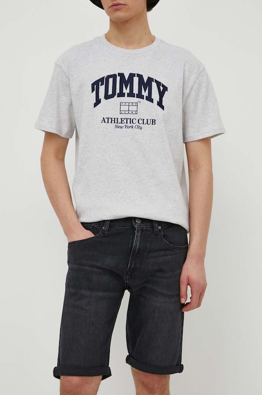 Tommy Jeans farmer rövidnadrág elasztánnal fekete DM0DM18784