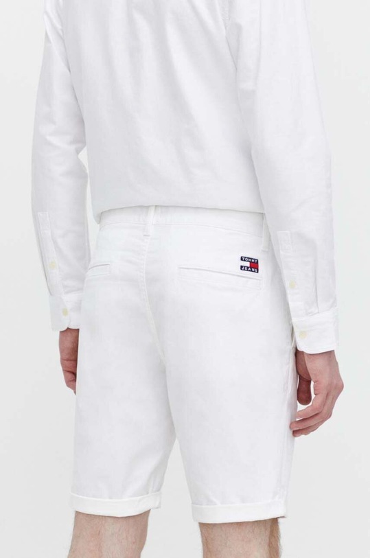 Odzież Tommy Jeans szorty DM0DM18812 biały