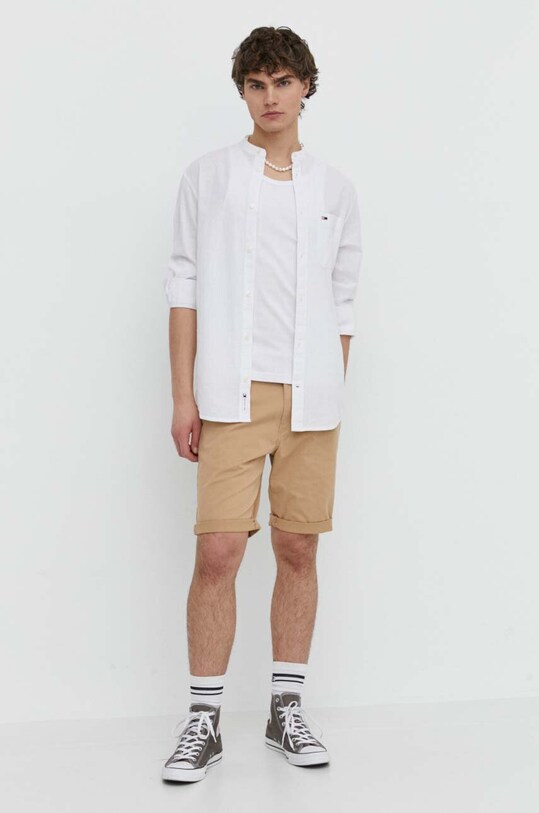 Къс панталон Tommy Jeans DM0DM18812 бежов SS24