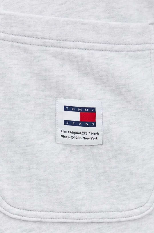 Бавовняні шорти Tommy Jeans DM0DM18799 сірий