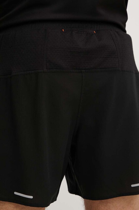 Icebreaker pantaloni scurți outdoor 125 ZoneKnit Merino Blend Speed negru IB0A56X90011