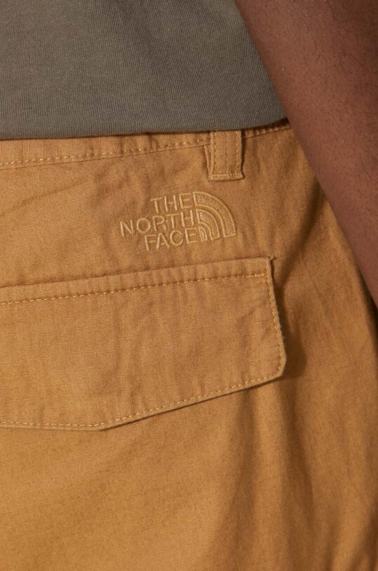 Βαμβακερό σορτσάκι The North Face M Anticline Cargo Short NF0A55B61731 καφέ