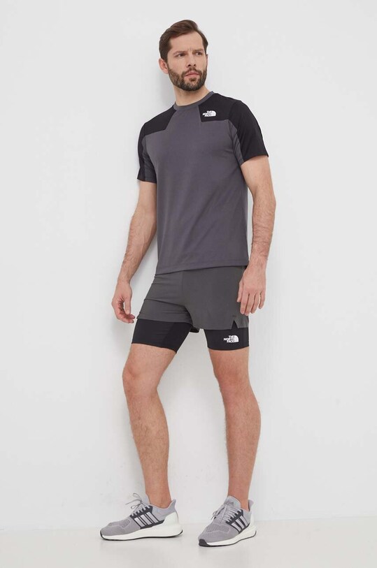 The North Face pantaloni scurti sport Mountain Athletics NF0A87CKWUO1 gri SS24