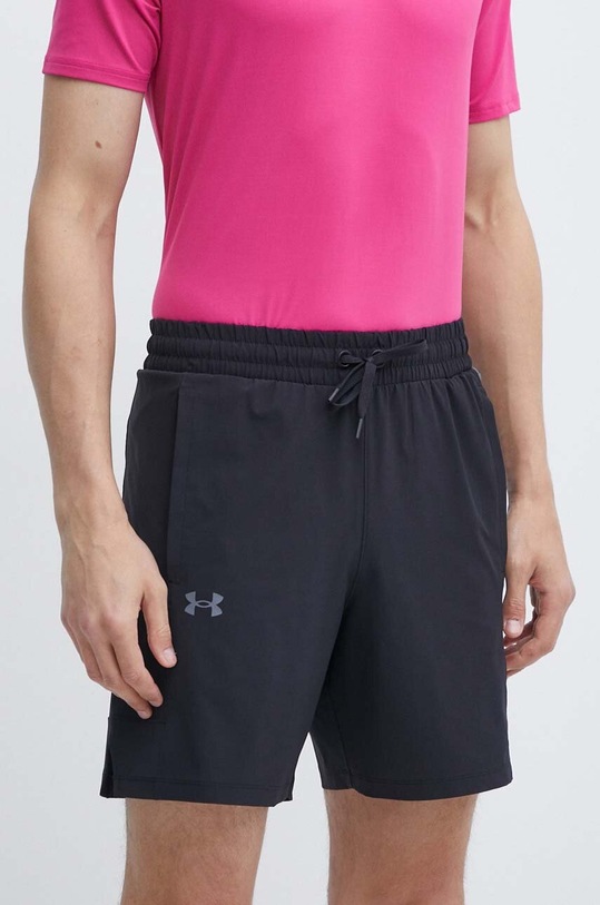Under Armour pantaloni scurți de antrenament Baseline panza negru 1383391