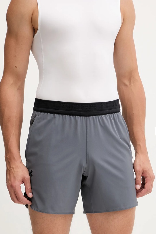 Under Armour szorty treningowe Peak szary 1376782
