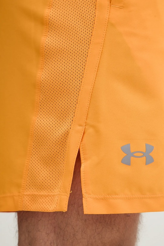 Under Armour szorty do biegania Launch pomarańczowy 1382620