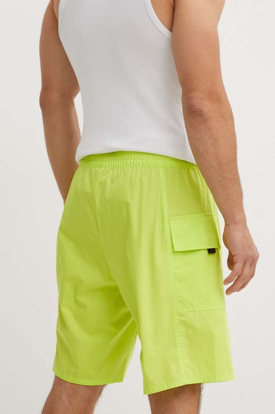 Oblečenie Bavlnené šortky The North Face NF0A879BRIQ1 zelená