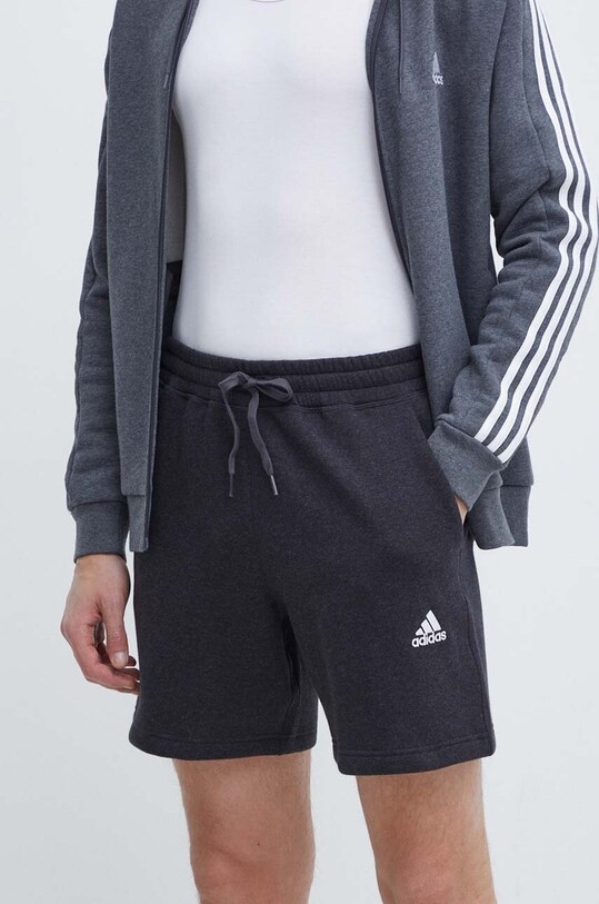 Šortky adidas pletenina sivá IW2115