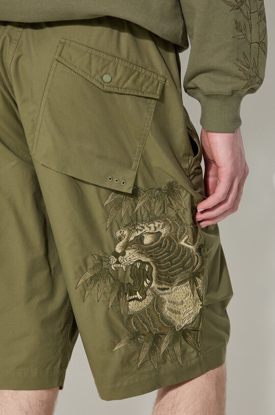 Maharishi pantaloni scurti Maha Tiger Loose Snoshorts 5099.OLIVE verde