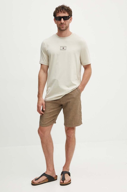Lindbergh szorty z domieszką lnu 30.505020.DKSTONE brązowy SS24