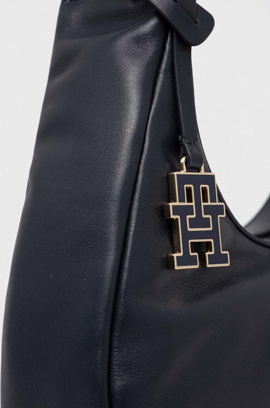 Tommy Hilfiger bőr táska sötétkék AW0AW16073