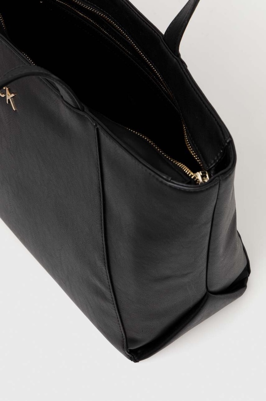 Kabelka Calvin Klein K60K611334 čierna