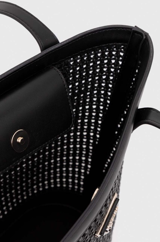 Τσάντα Guess μαύρο HWWG92.04220