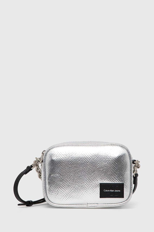 Τσάντα Calvin Klein Jeans απομίμηση λείου δέρματος ασημί K60K611835