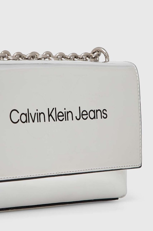 Чанта Calvin Klein Jeans сребърен K60K611856