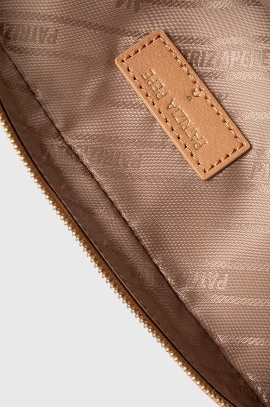 Кожаная сумочка Patrizia Pepe 8B0136.L061