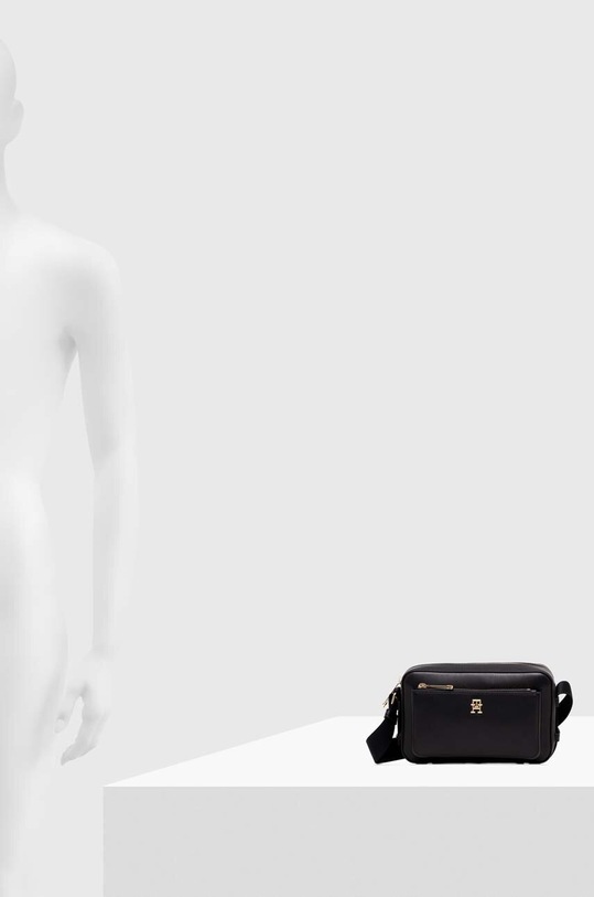 Сумочка Tommy Hilfiger AW0AW15991