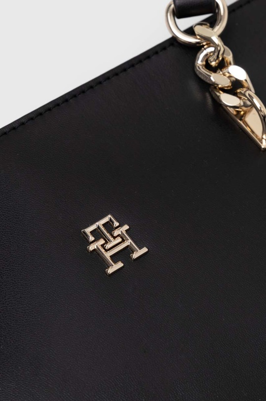 Tommy Hilfiger kézitáska fekete AW0AW16112