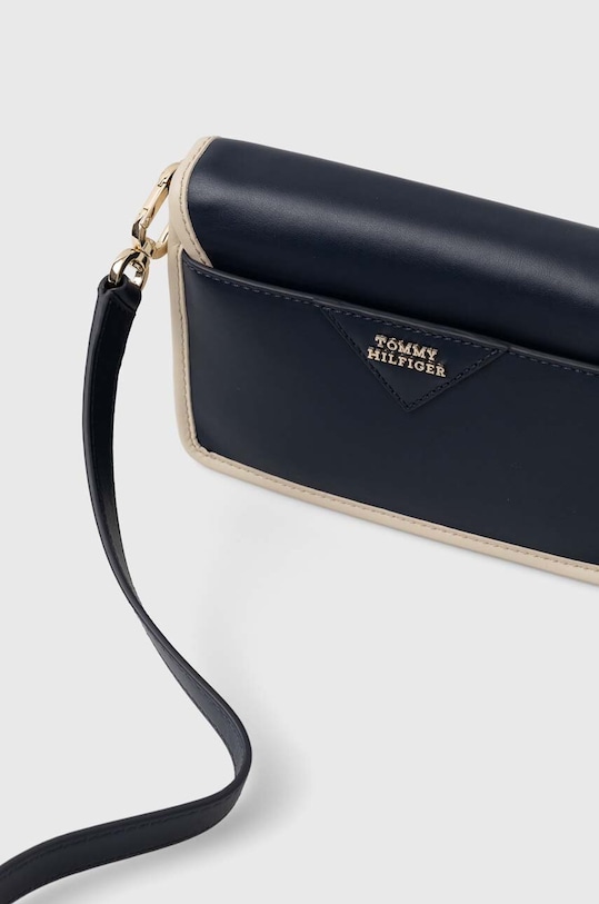 Tommy Hilfiger torebka skórzana granatowy AW0AW16202
