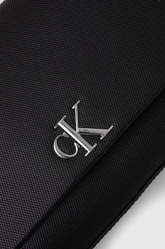 Τσάντα Calvin Klein Jeans μαύρο K60K611951