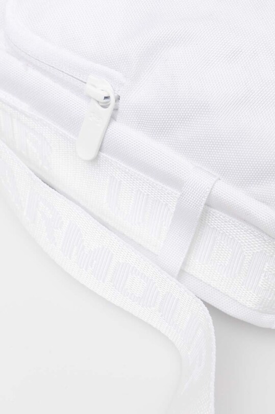 Under Armour táska fehér 1381912