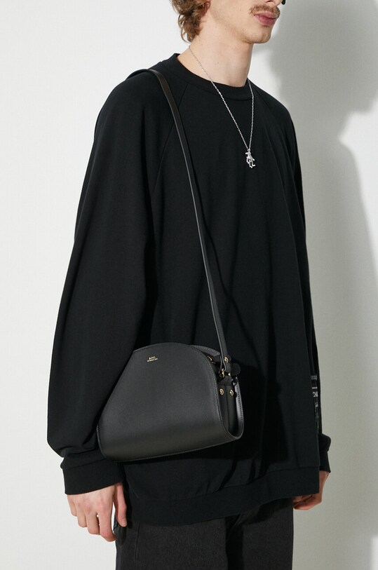 A.P.C. poseta de piele sac demi-lune PXAWV.F61048.LZZ