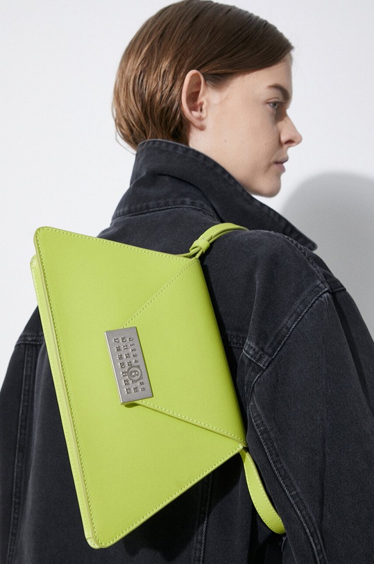 MM6 Maison Margiela poseta de piele SB5ZH0010