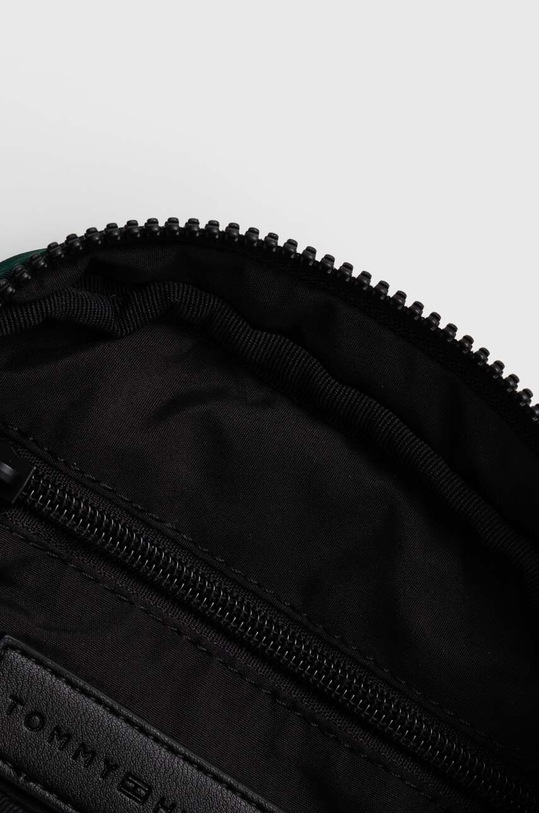 Ledvinka Tommy Hilfiger AM0AM11790 zelená