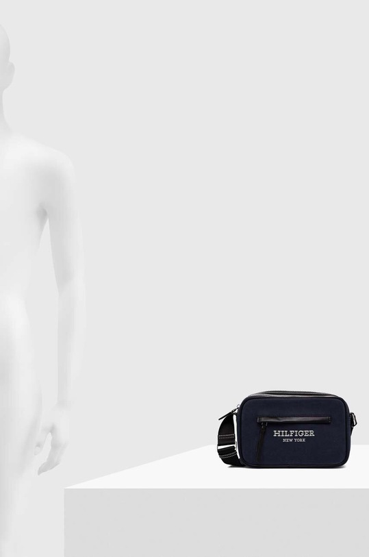 Tommy Hilfiger saszetka AM0AM11809