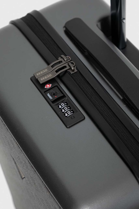 Kufor Guess VERONA čierna TMVEPE.P4201