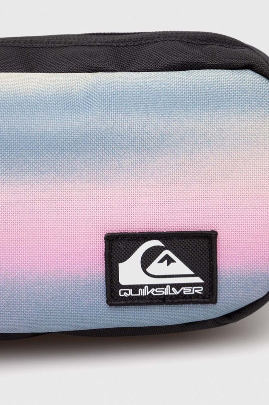 Ledvinka Quiksilver stříbrná AQYBA03043