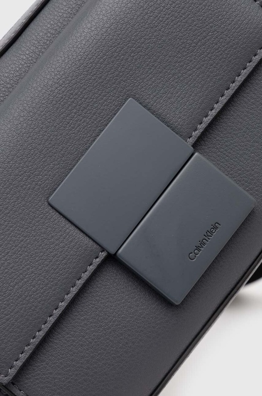 Malá taška Calvin Klein K50K511657