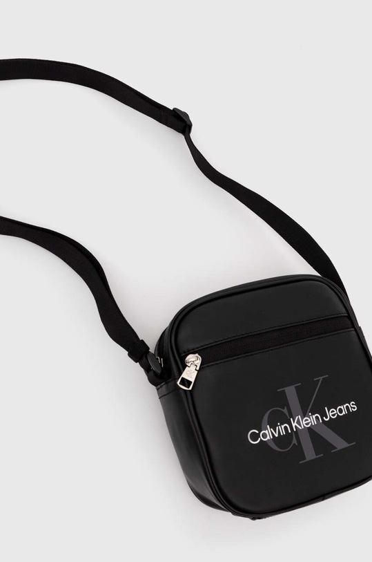 Malá taška Calvin Klein Jeans čierna K50K511826