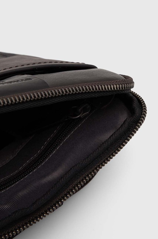 Strellson bőr oldaltáska Brick Lane Marcus 4010003243 barna