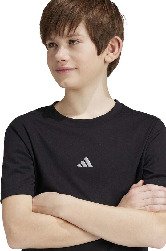 Детская футболка adidas IR6464