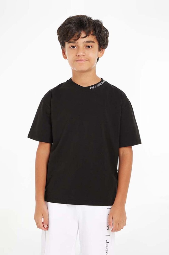 Calvin Klein Jeans t-shirt dziecięcy z elastanem czarny IB0IB02032.PPYH
