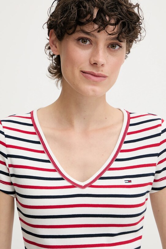 Ruházat Tommy Jeans t-shirt DW0DW17385 fehér