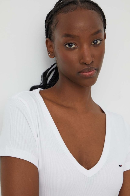 Одежда Футболка Tommy Jeans DW0DW17385 белый