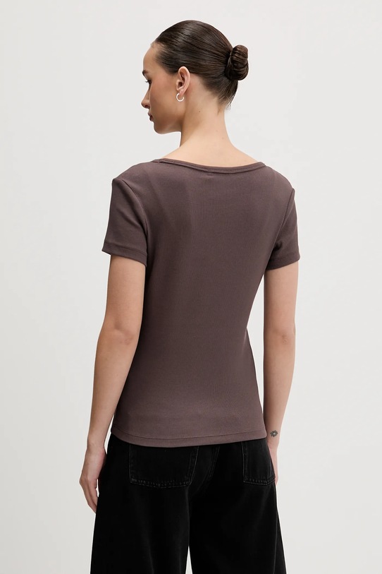 Odzież Tommy Jeans t-shirt DW0DW17385 brązowy