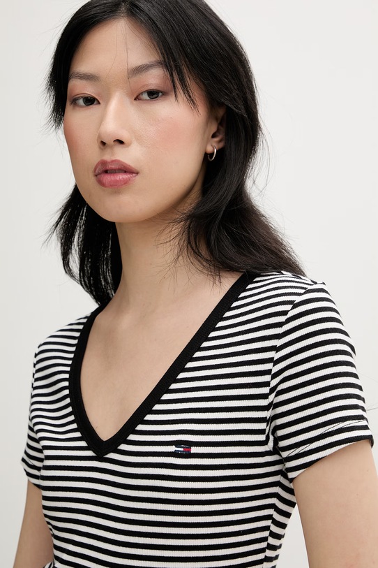 Tommy Jeans T-shirt damski bawełniany z elastanem czarny DW0DW17385