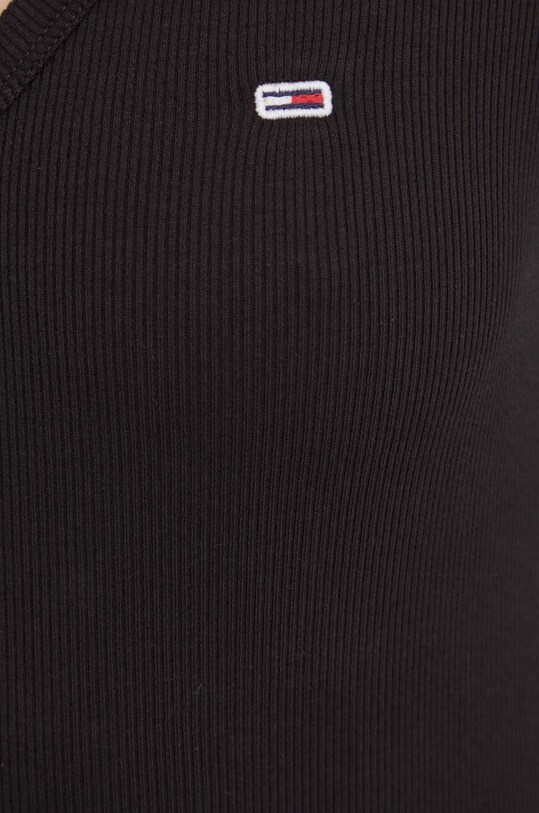 Футболка Tommy Jeans чорний DW0DW17385