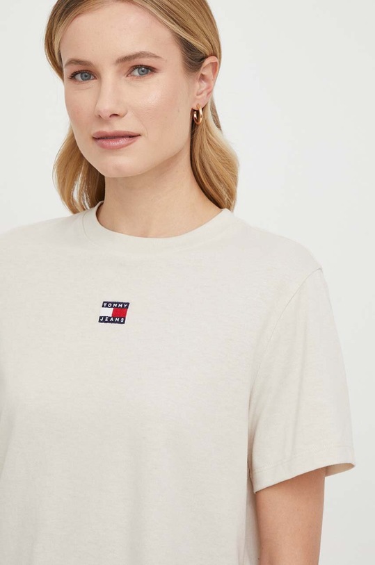 Μπλουζάκι Tommy Jeans DW0DW17391 μπεζ AW24