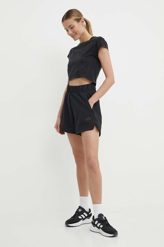 Bavlnené tričko adidas IQ3692 čierna SS24