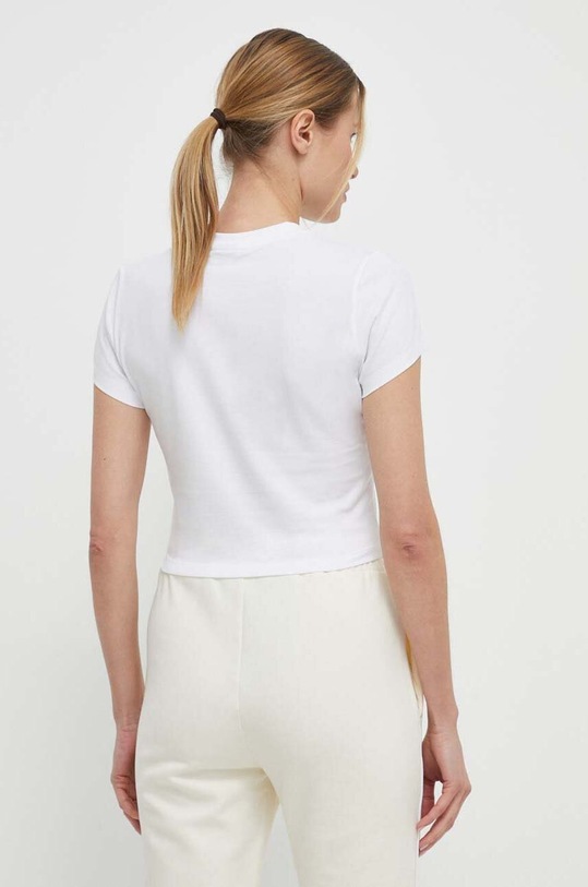 Abbigliamento Fila top Latina FAW0744 bianco