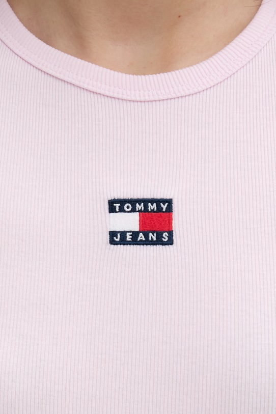 Tommy Jeans majica za žene od pamuka s elastanom DW0DW17881 roza