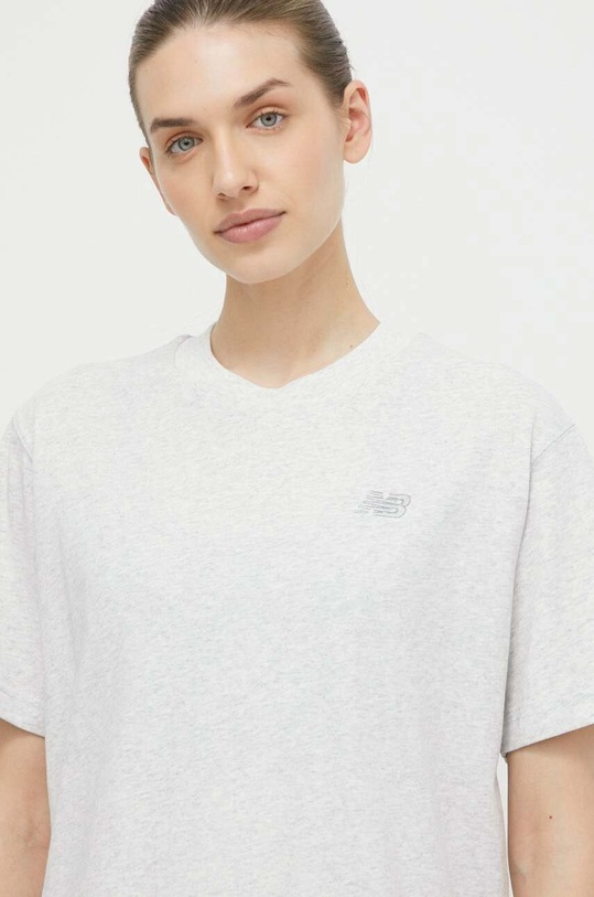 Bavlnené tričko New Balance sivá WT41501AHH